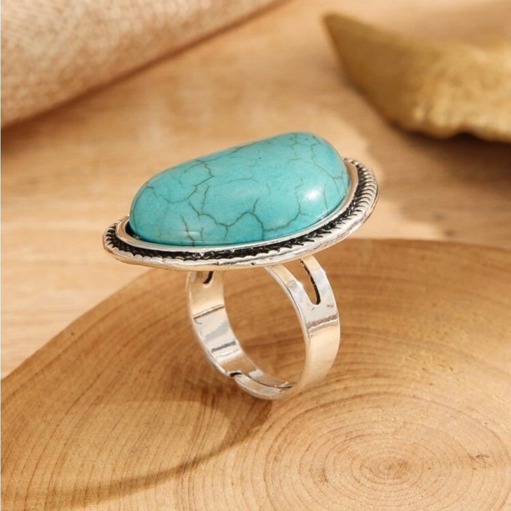 BOHEMIAN TURQUOISE OVERSIZED SILVER RING - Picture 2 of 5